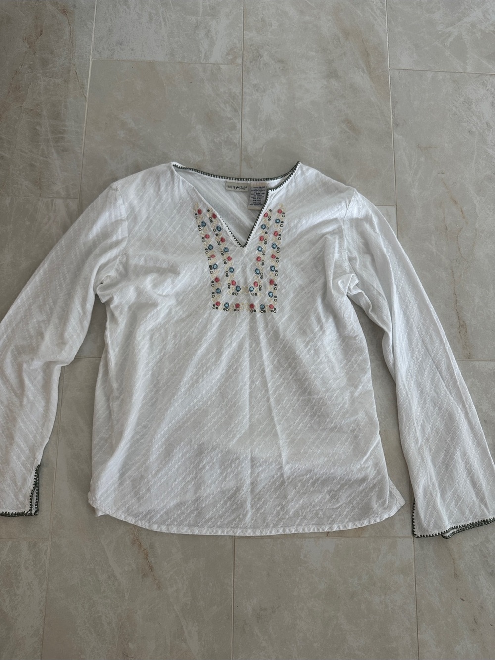 Old Navy White Long-Sleeve Tunic with Multicolor Embroidery
